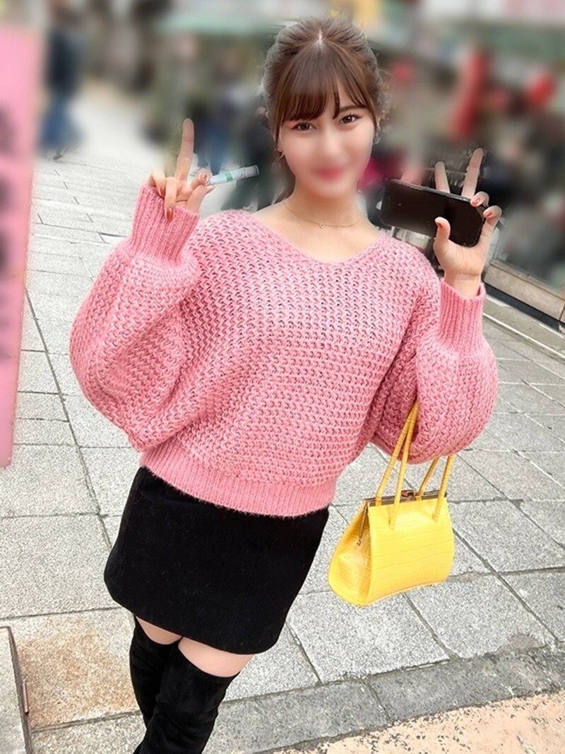 FC2-PPV-4833898 【意想不到！喷射射精】粉嫩乳头的超级美乳** 22岁女大学生。被巨根猛烈抽插彻底征服 ⇒ 持续喷射液的奶油派性爱