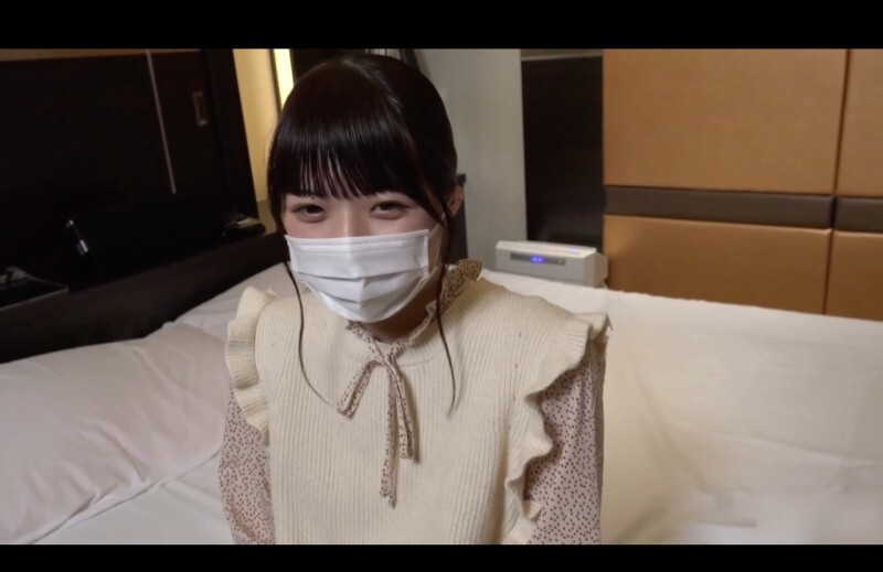 FC2-PPV-4847352 下一位陆地偶像候选人的黑暗过去被揭露了！她肯定怀了老头的巨量精液！