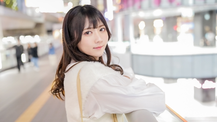 SIRO-5464 “我想成为像我崇拜的女演员那样的人！”诺亚带著纯真的笑容，做出了一个重大的决定！鼓起勇气在业馀电视台首次亮相！只要你触摸她敏感的身体，她就会立刻涌出液体！ ？她害羞地抑制住自己的声音，但甜美的声音仍然流露出来！尽情享受她柔软蓬松的身体！ 【初拍】线上申请AV→AV体验拍2342